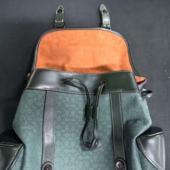 New Coach Hitch Amazon Green Micro Signature Jacquard Leather Backpack - Picture 10 of 13